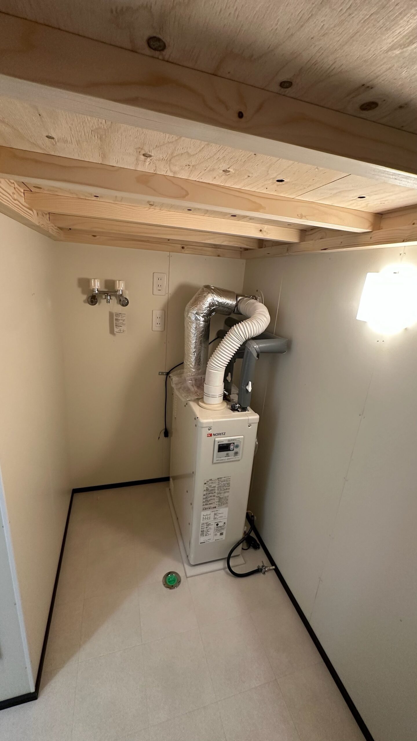 住居用トレーラーハウス内観4